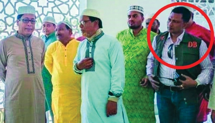 সাবেক মন্ত্রী ফরহাদের স্ত্রীর ‘টাকার মিশিন’ এখন সাভার মডেল থানার ওসি!
